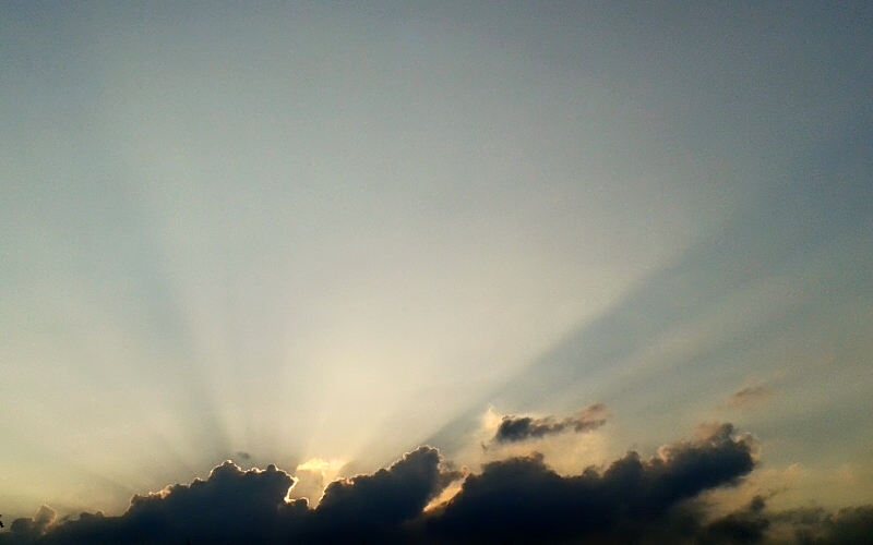 Středa přebyla 33,3 °C z památného května 2007