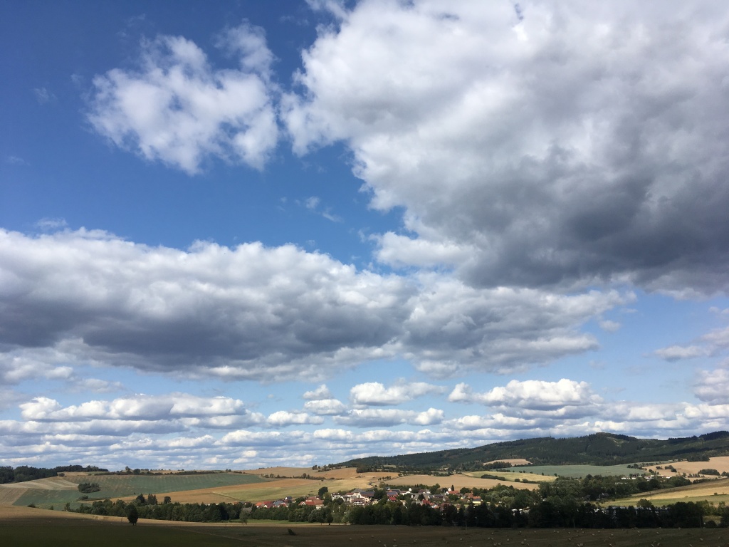 Víkendová předpověď počasí: v sobotu bude na Moravě až 26 °C