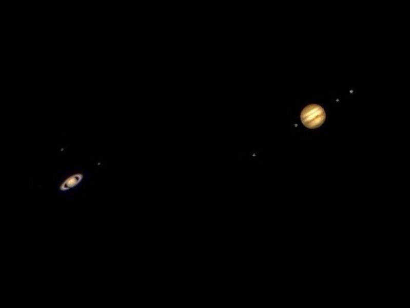 V pondělí na obloze sledujte setkání Jupiteru se Saturnem
