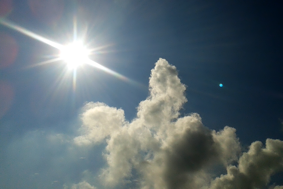 Vedra znovu udeřila, již v poledne bylo přes 36 °C