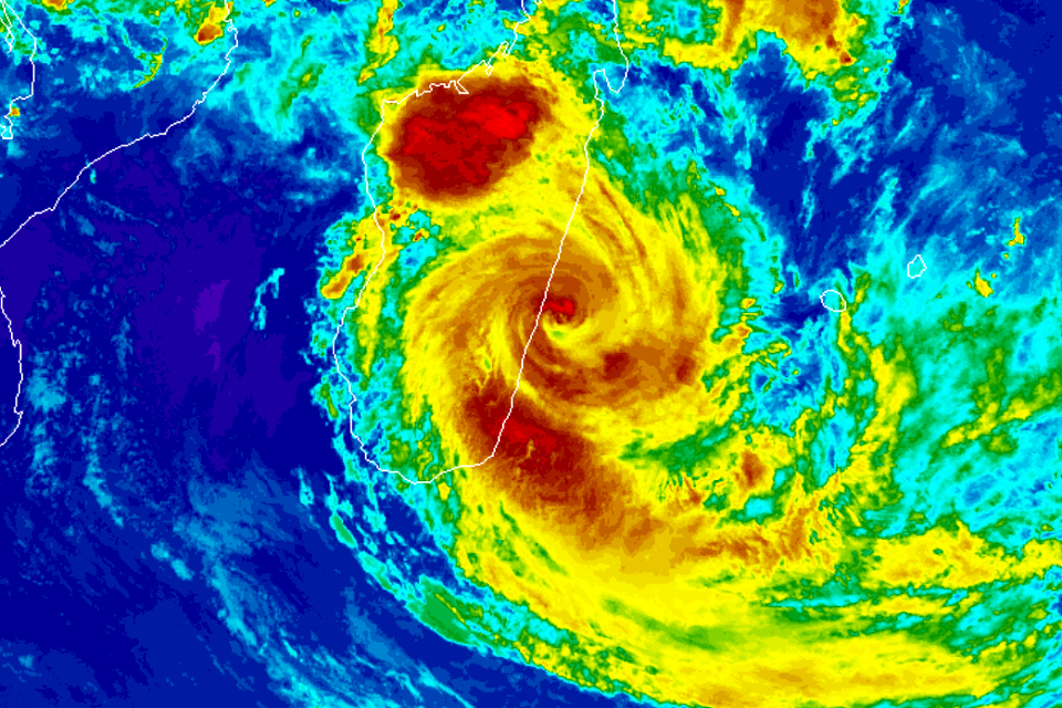 K Madagaskaru dorazila další tropická cyklóna
