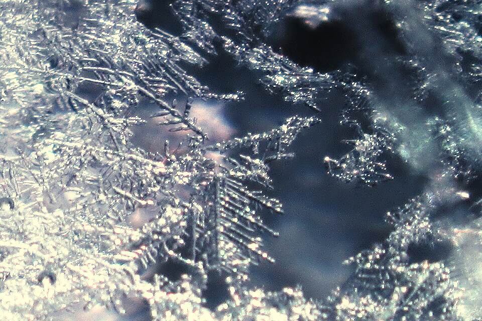 Mráz dosáhl až -21 °C