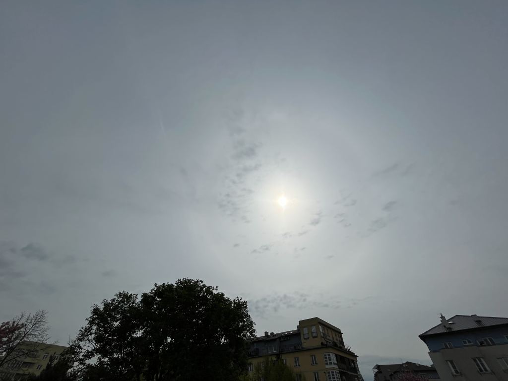 Ve čtvrtek slunečno a kolem 17 °C